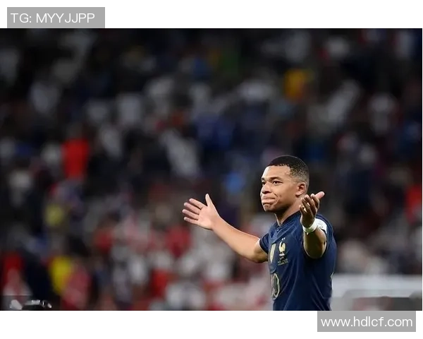 绿茵之巅的雷霆化身：重温2022世界杯姆巴佩进球盛宴，这才是极致的足球艺术